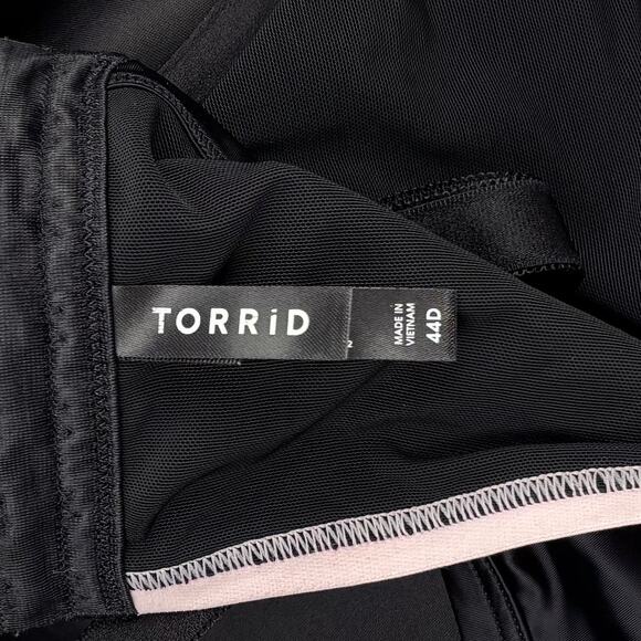 Torrid XO Plunge Push Up Shine Longline Straight Back Bra Size 44D - Picture 4 of 4